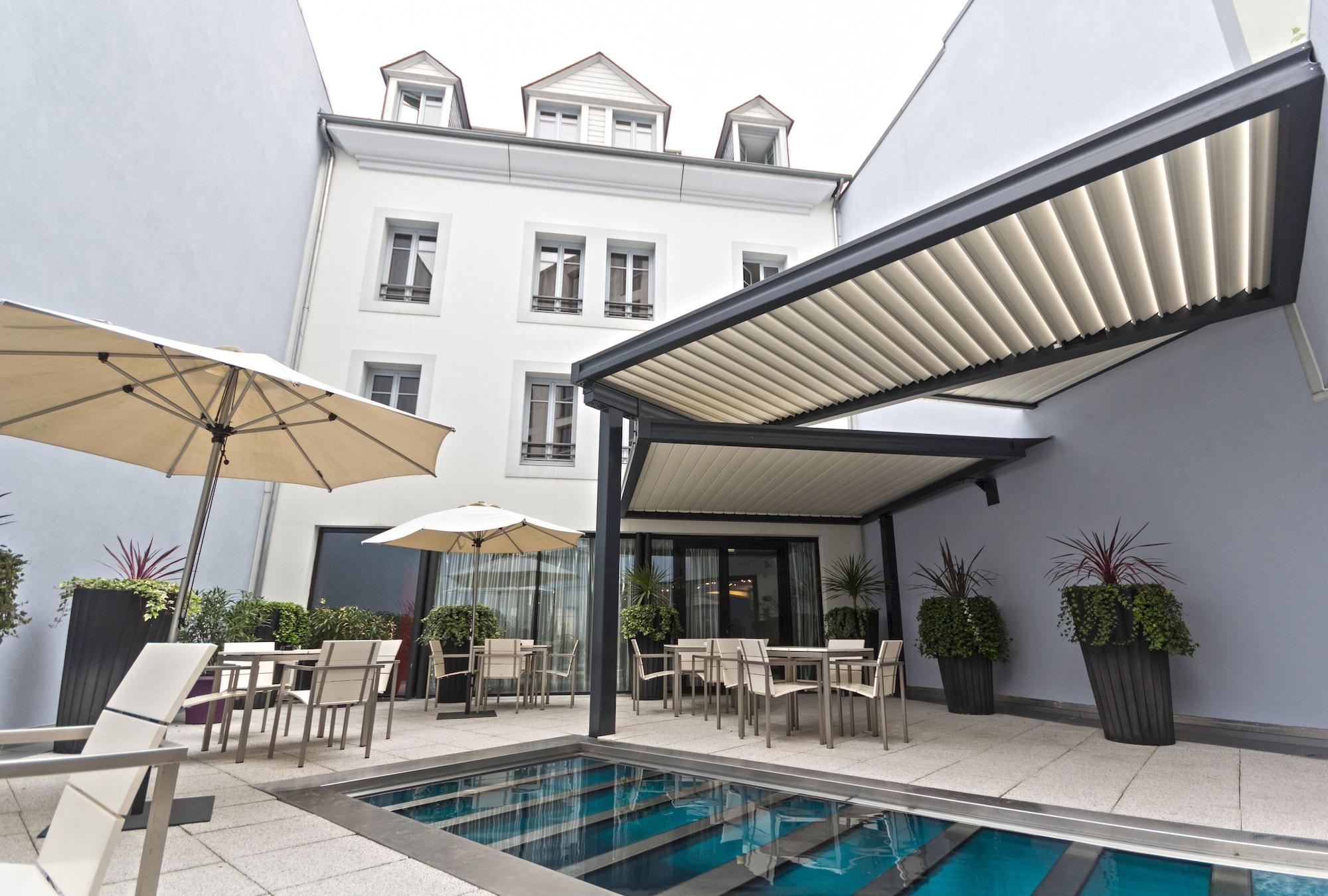 Le Rex Hotel Tarbes Ngoại thất bức ảnh