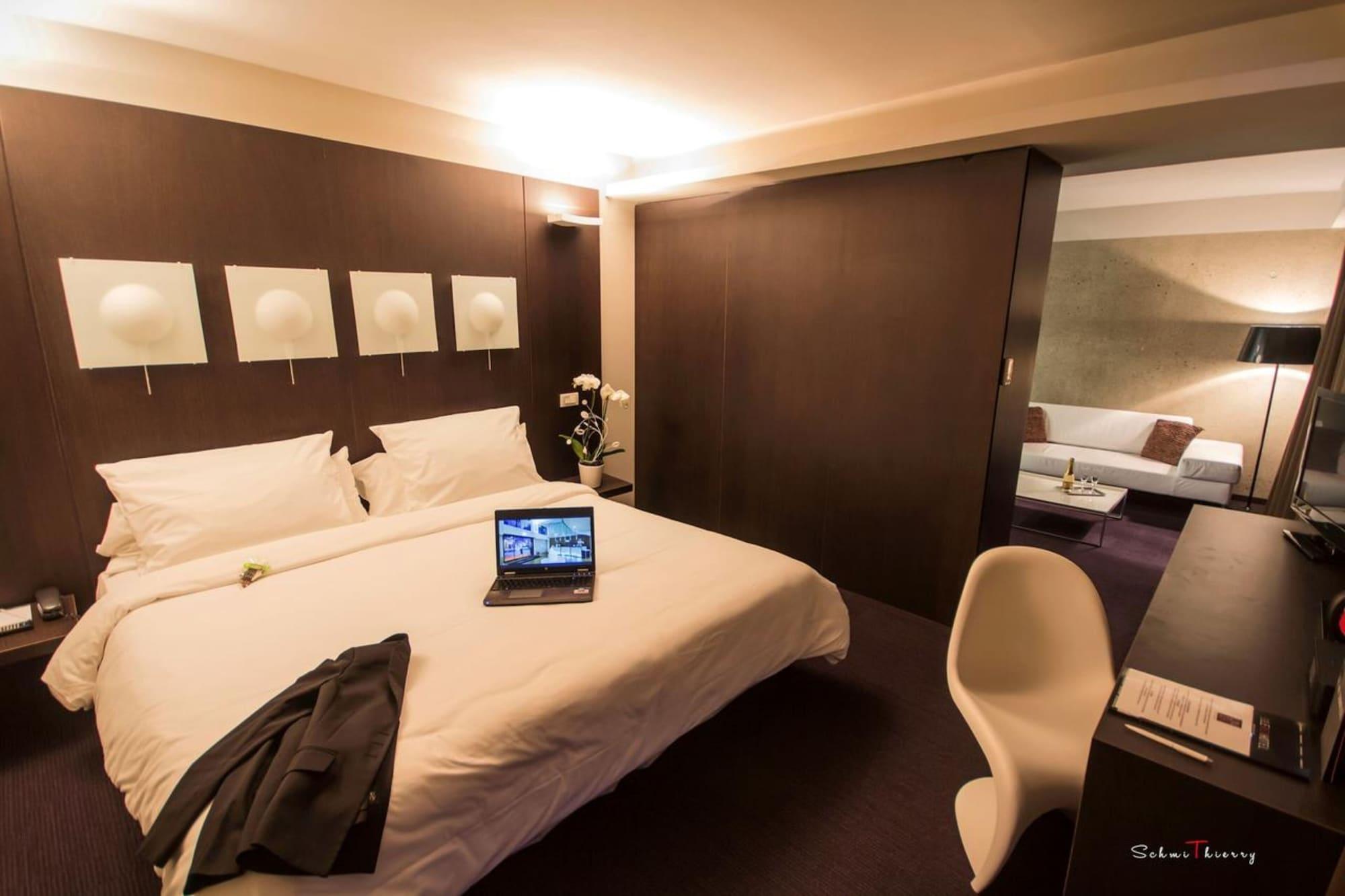 Le Rex Hotel Tarbes Ngoại thất bức ảnh