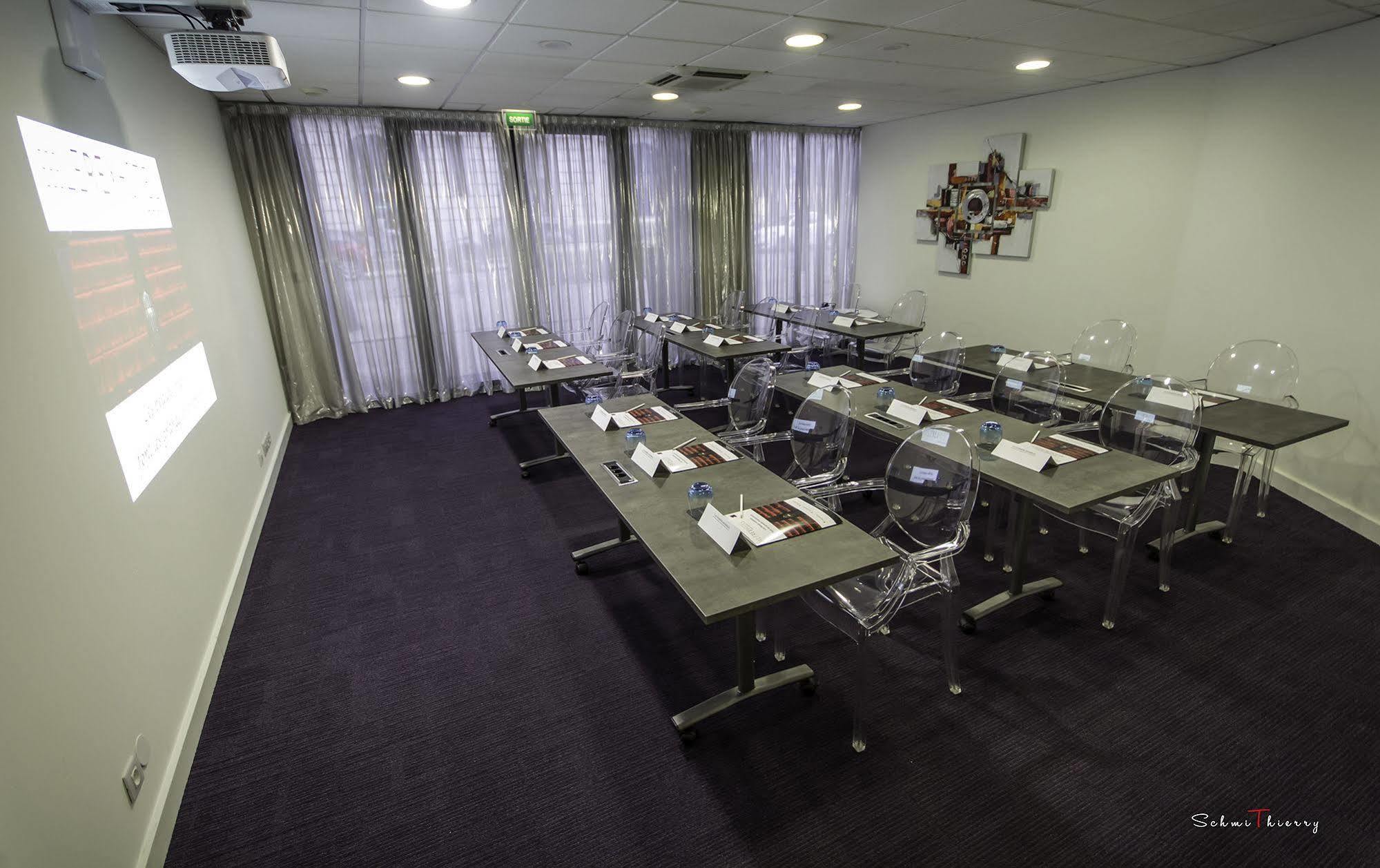 Le Rex Hotel Tarbes Ngoại thất bức ảnh